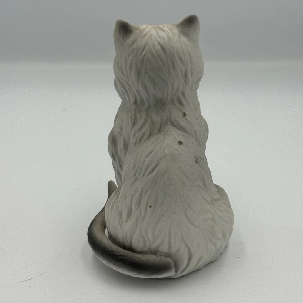 Vintage Cat Figure Ceramic White Black Tail‎